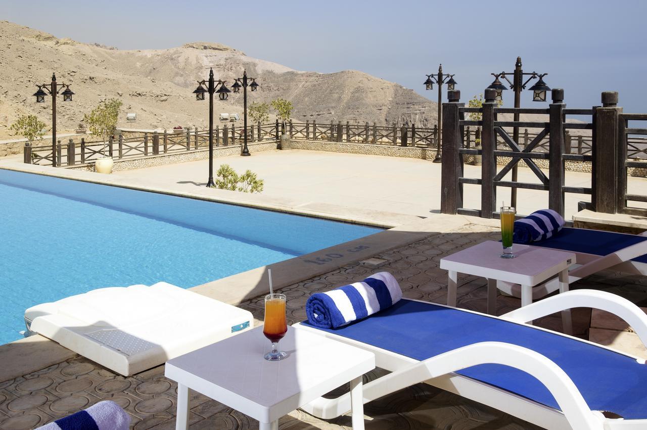 Porto El Jabal Hotel Айн Сохна Екстериор снимка